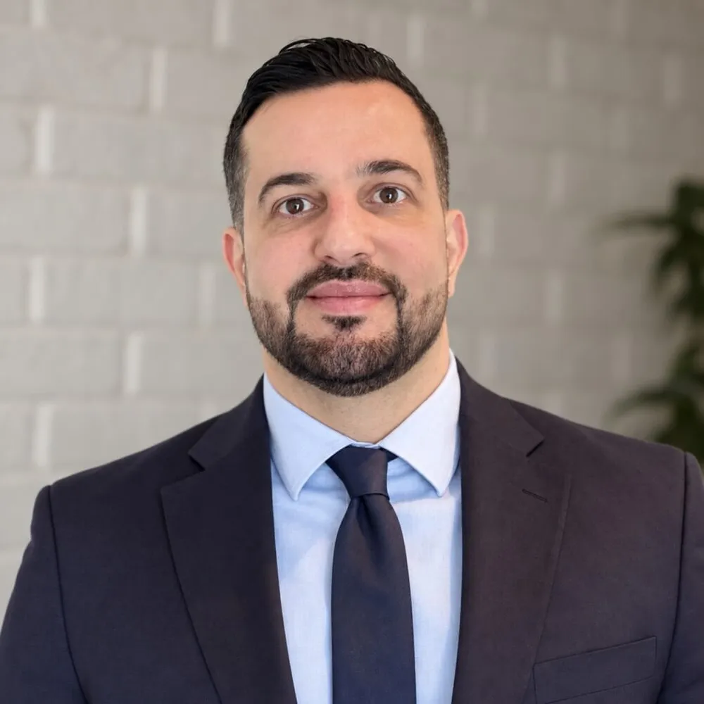 Dr. Flavio Cruz